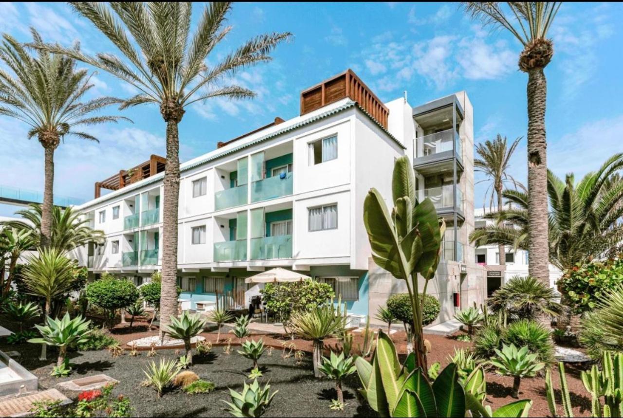 Bristol Sunset Beach Private Apartment Коральео Экстерьер фото
